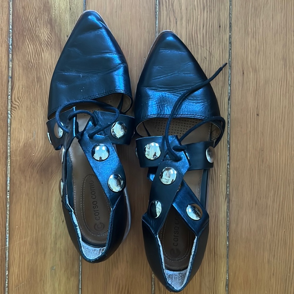 Coral Como leather studded loader flats Sz 7.5
